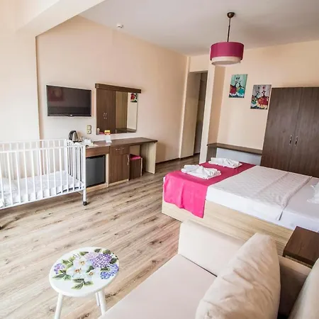 Eden Pyara Hotel