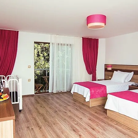 Eden Pyara Hotel